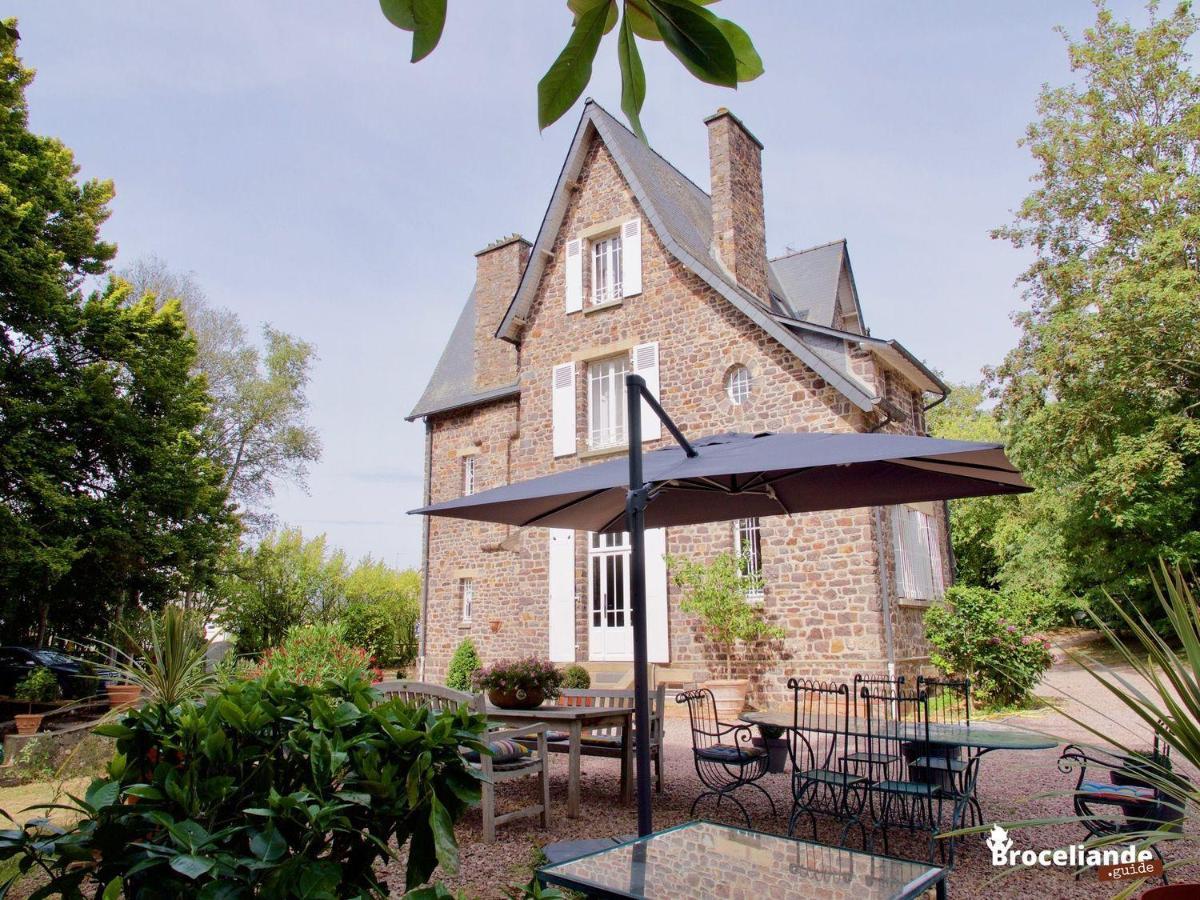 Montauban-de-Bretagne La Maison Rouge Broceliande מראה חיצוני תמונה
