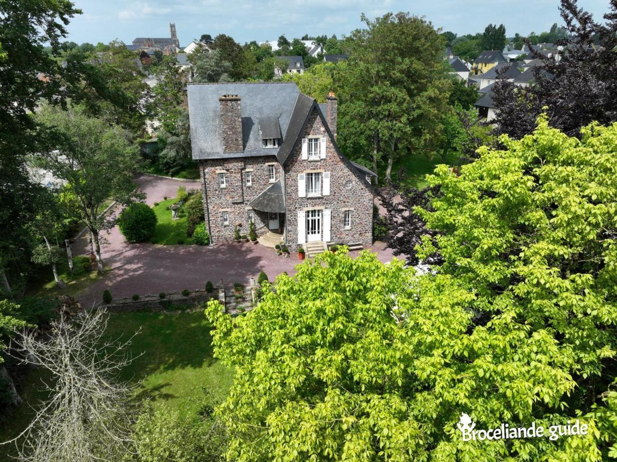 Montauban-de-Bretagne La Maison Rouge Broceliande מראה חיצוני תמונה